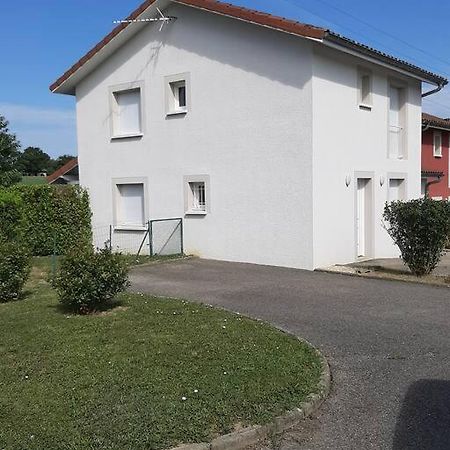 Gite L'Etape Pirajoux Buitenkant foto